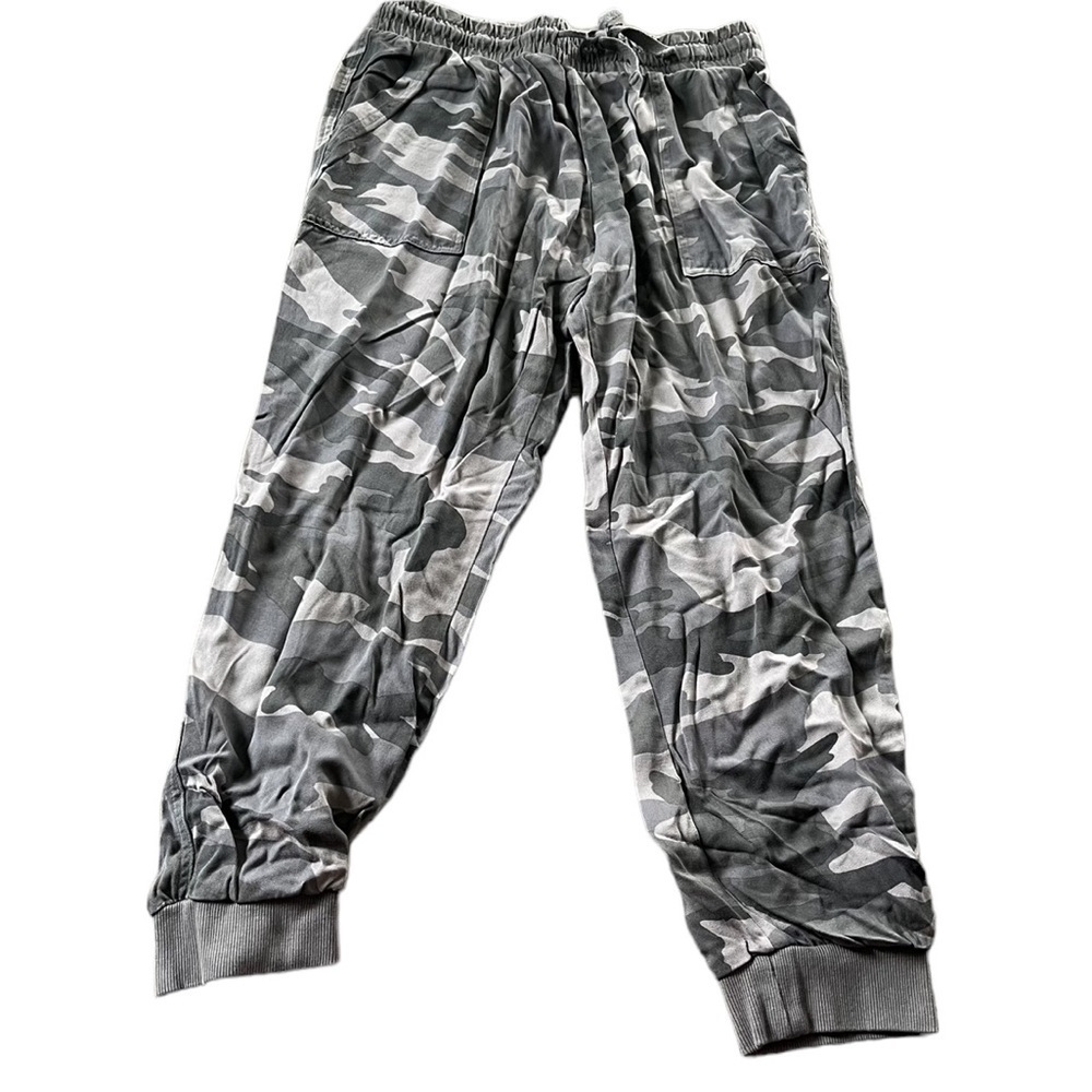 Splendid Womens Army Camo Print Grey Jogger Pants Pull On Size Medium